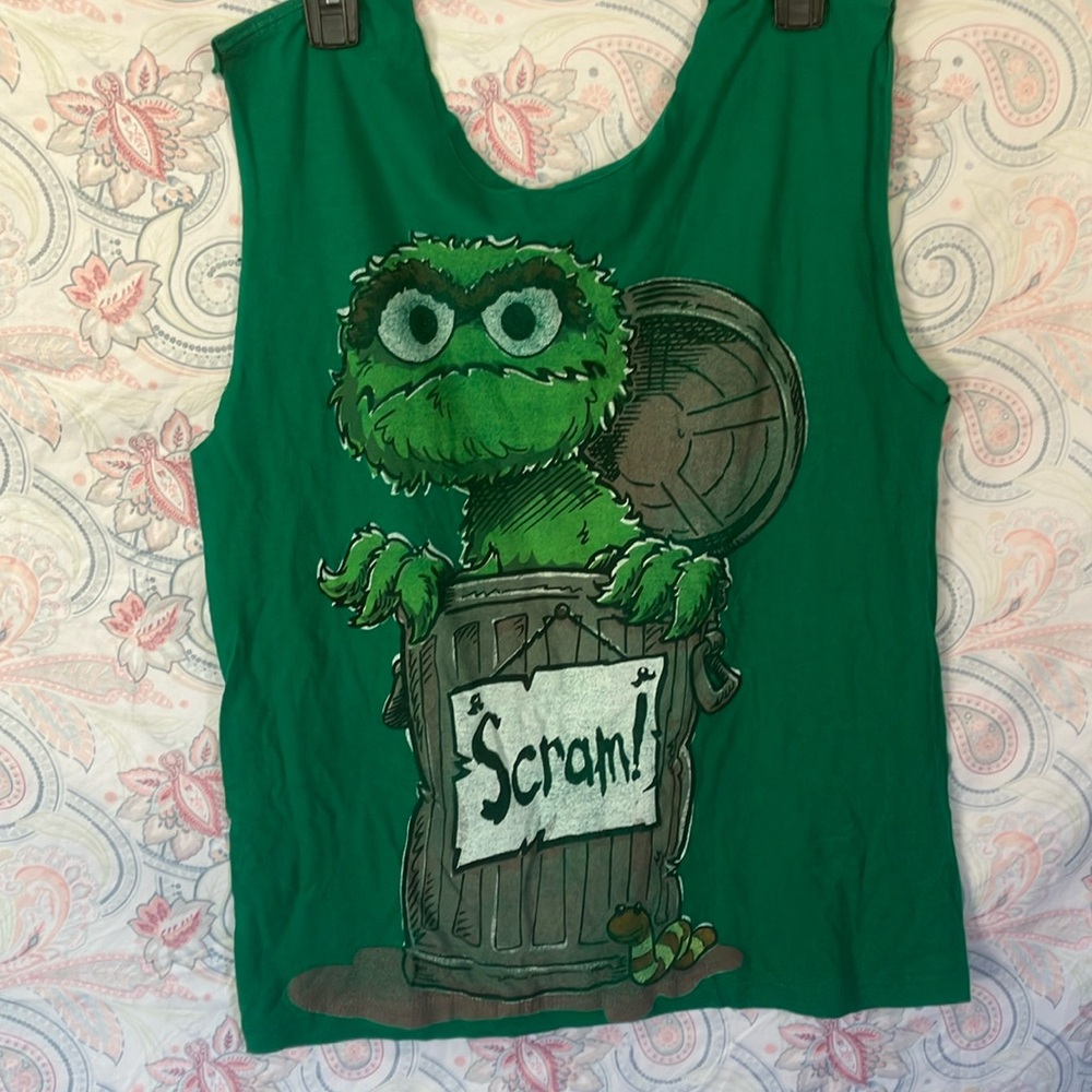 Sleeveless pajama shirt